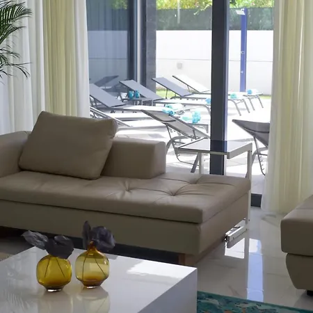 Luxury Aleana Villa *